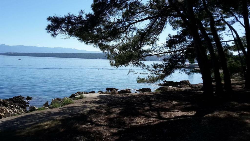 Apartmani Porat Malinska Esterno foto
