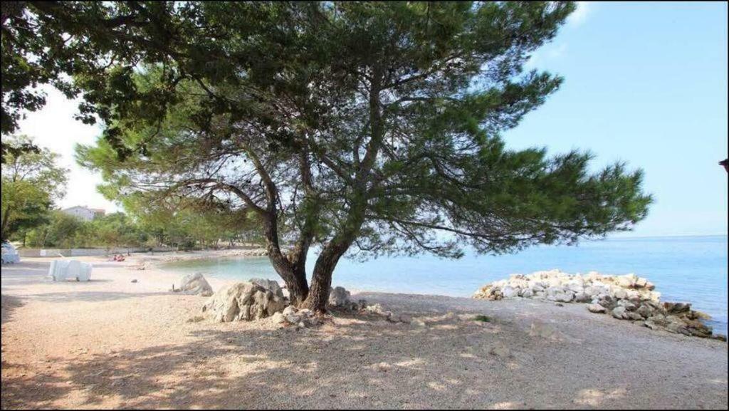 Apartmani Porat Malinska Esterno foto